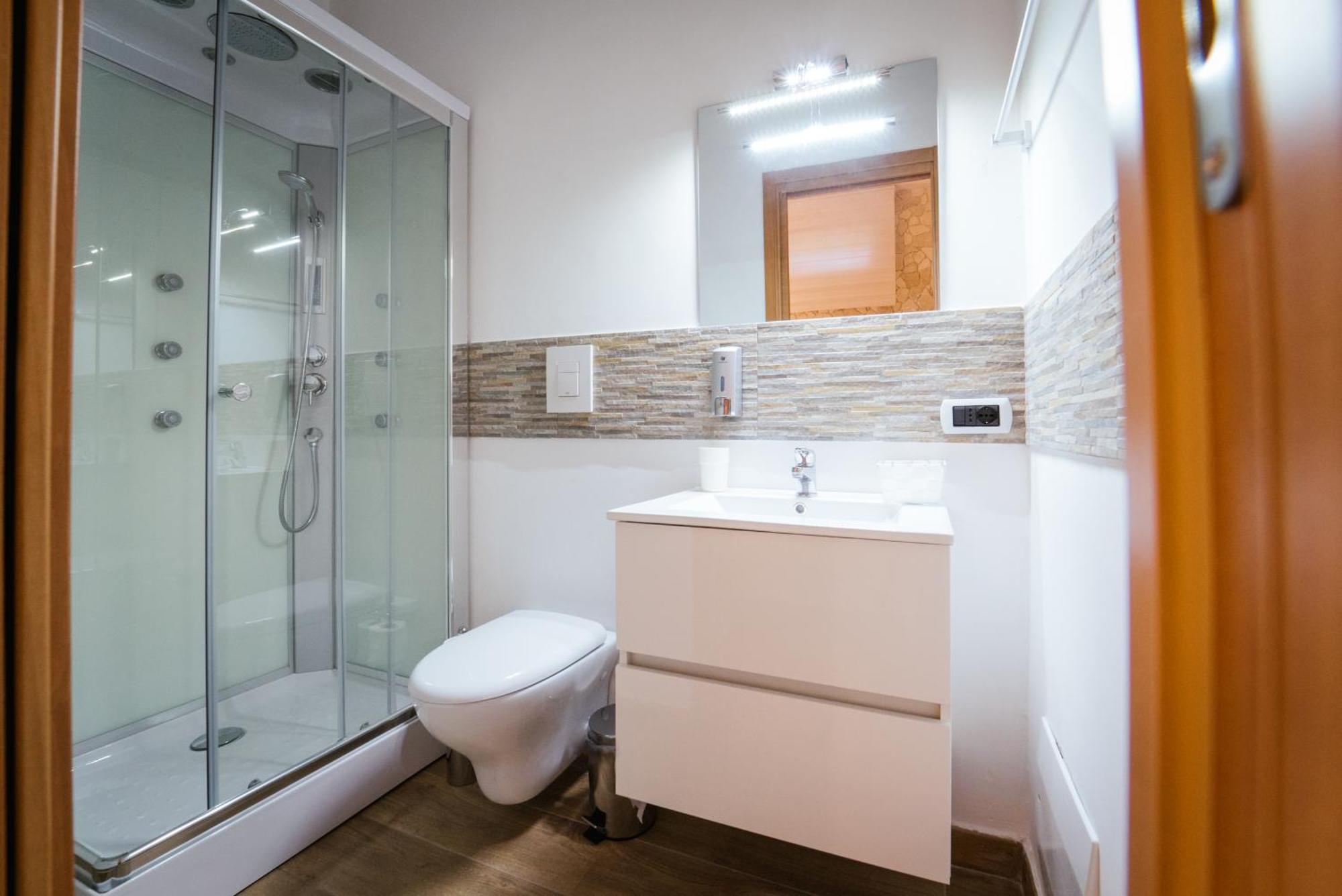 Tulipano Rosso Appartement Bari Buitenkant foto