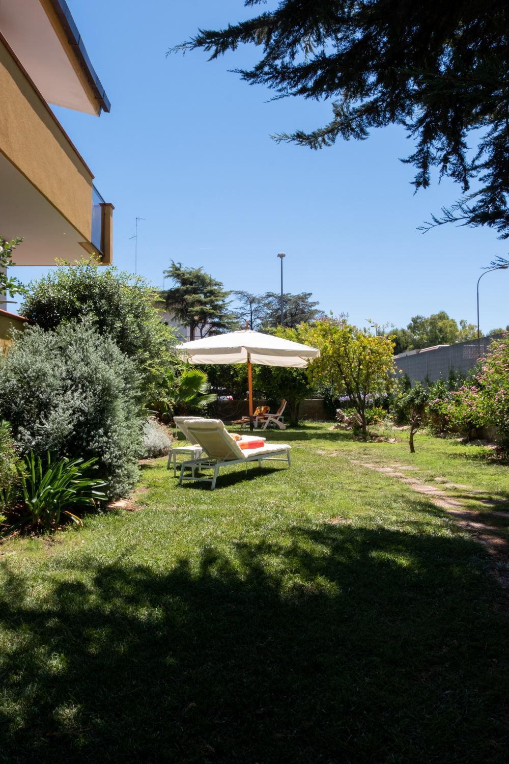 Tulipano Rosso Appartement Bari Buitenkant foto